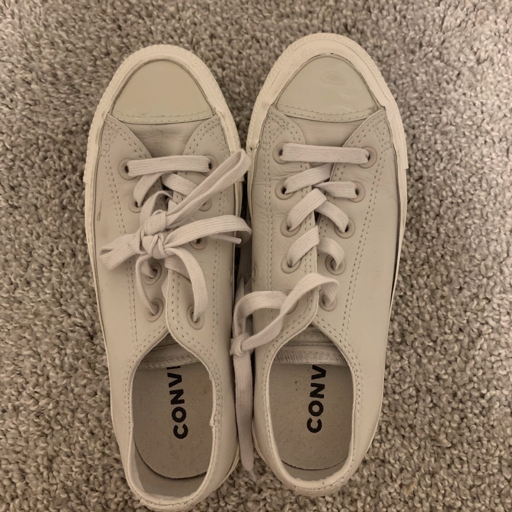Women’s gray converse - Picture 2 of 4